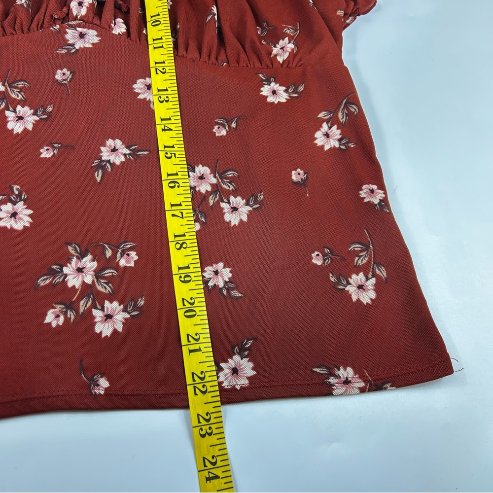 Floral Ruched Square-Neck Top in Rust Red - Picture 4 of 6